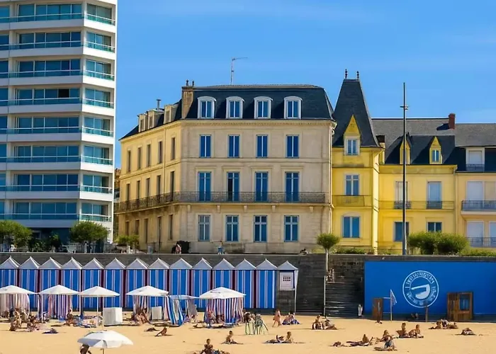 3ch - 2-5p - Parking Et Piscine Gratuit شقة *