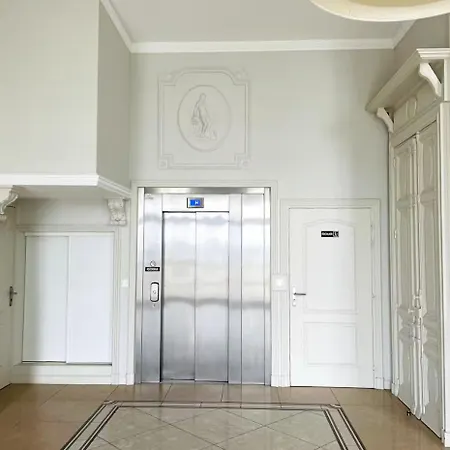 Appartamento 3ch - 2-5p - Parking Et Piscine Gratuit