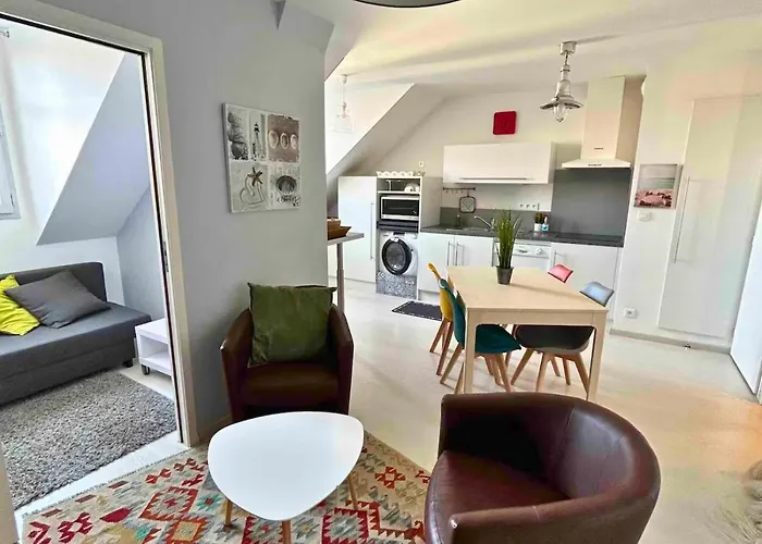 3ch - 2-5p - Parking Et Piscine Gratuit 公寓 莱萨布勒-多洛讷